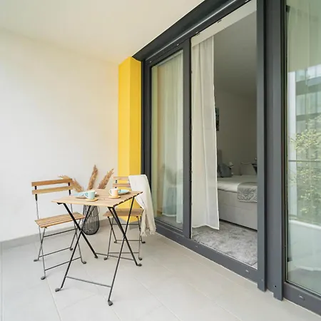 Lejlighedshotel Westside Garden By Firsthost 4*