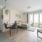 Apart Otel Westside Garden By Firsthost 4*