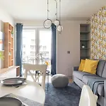 Westside Garden By Firsthost Apart Otel Budapeşte