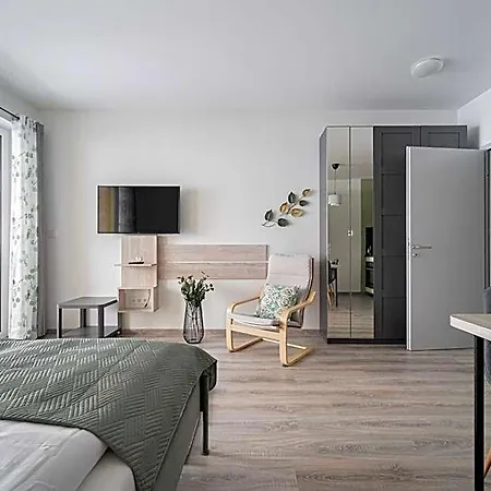 Westside Garden By Firsthost 4*