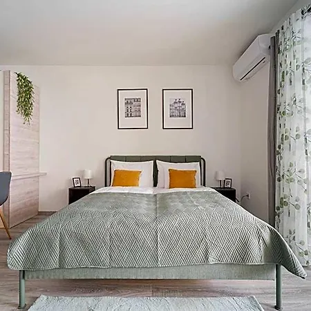 Westside Garden By Firsthost 4* Budapest