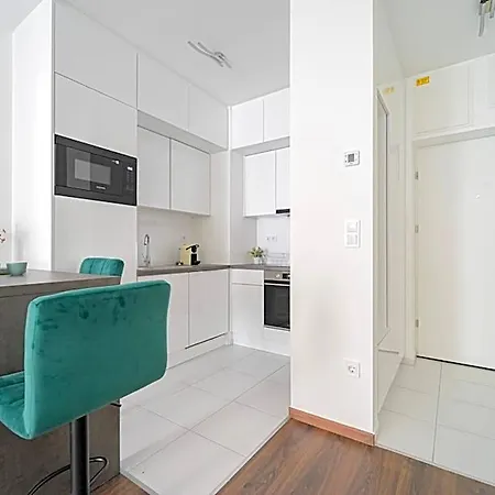 Lejlighedshotel Westside Garden By Firsthost 4*