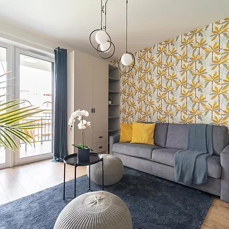 Apart-hotel Westside Garden By Firsthost